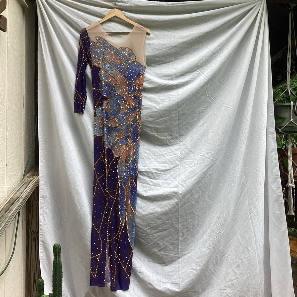 Unbranded purple and gold sparkly one sleeved body con costume, size medium